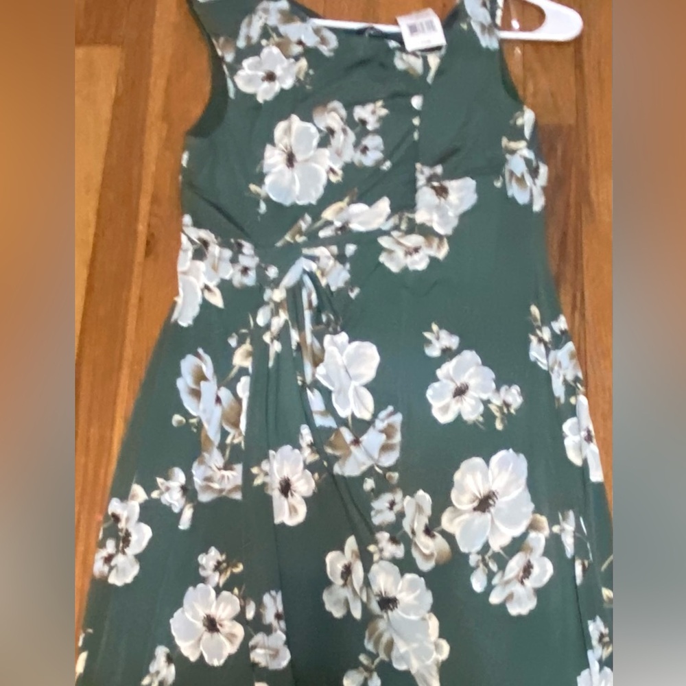 Green new floral dress from kohls, new$79.99,